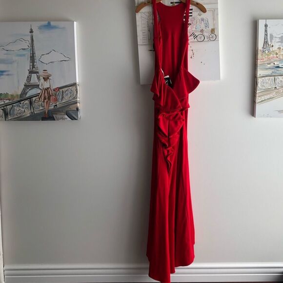 Red open back evening dress - Picture 6 of 8